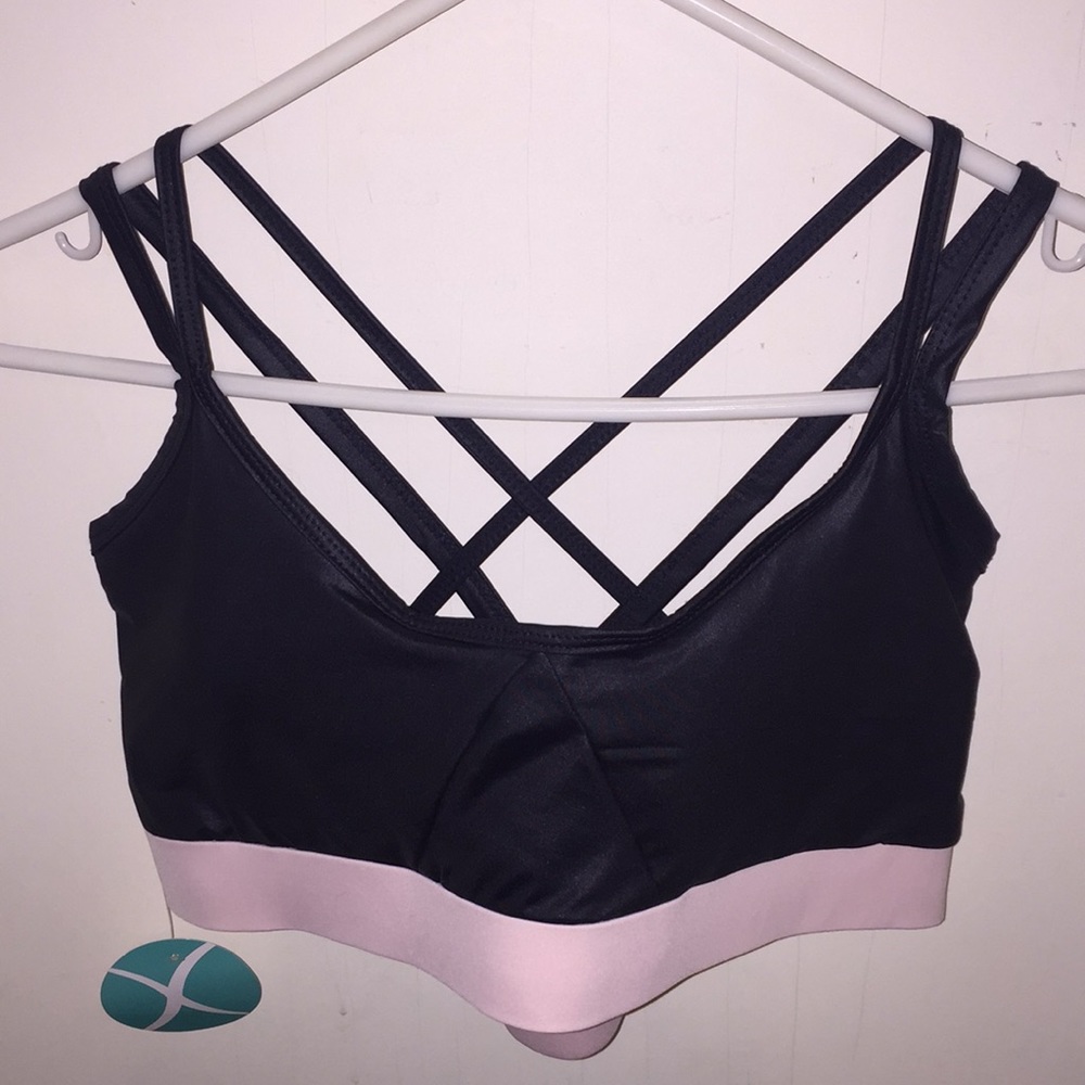 Strappy workout crop from Xtend Barre